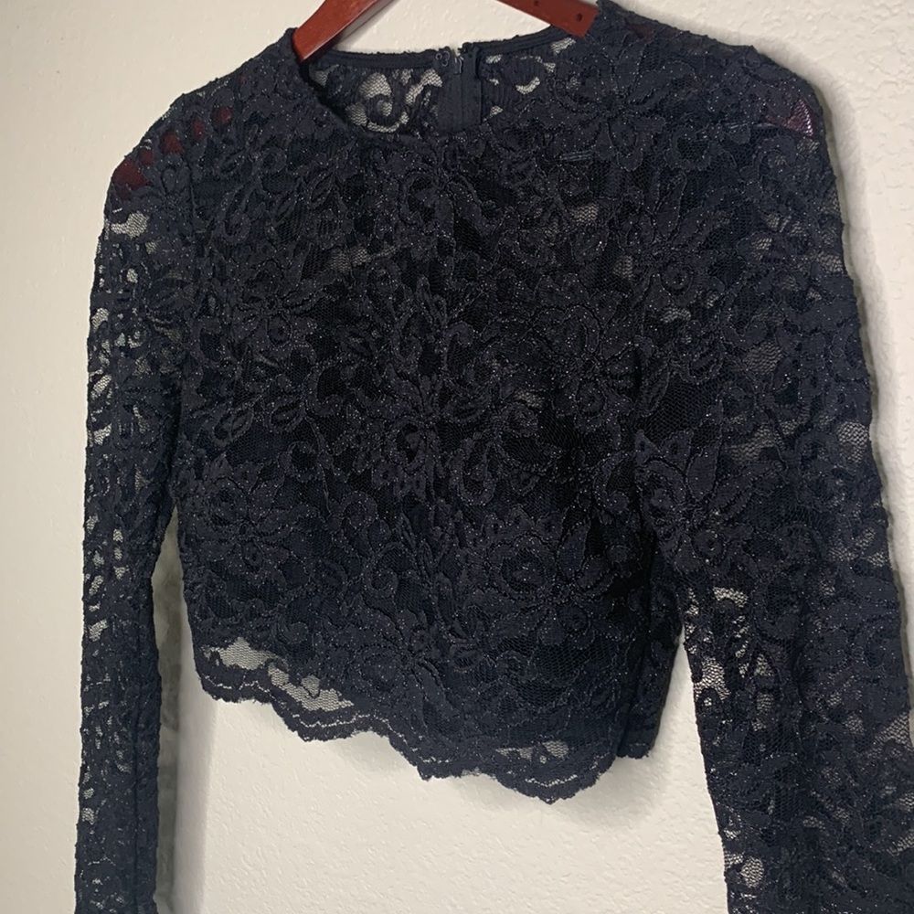 City Studio Top Lace Cropped Long Sleeve Size Small New Black